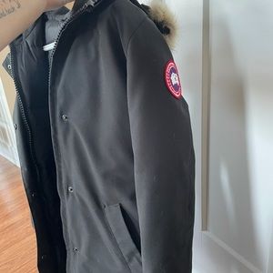 Victoria Style, authentic. Hardly Worn